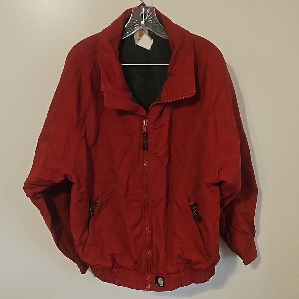 Carhartt Red Windbreaker with Zipper Closure and Relaxed Fit